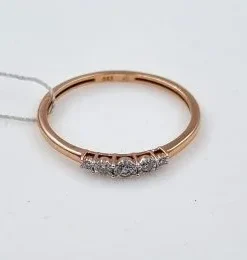 Auksinis žiedas su brangakmeniais 16,8 mm - Juvelyrika