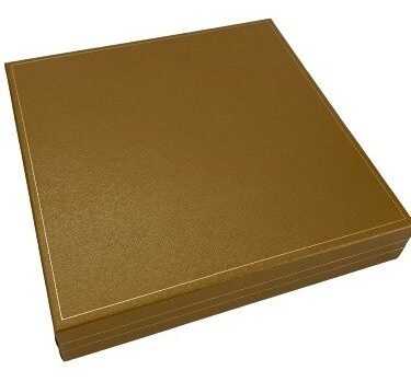 Auksinė dėžutė komplektui